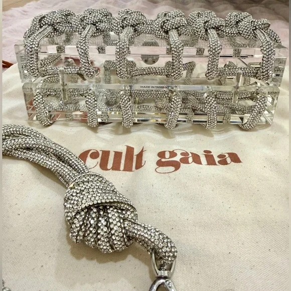 Cult Gaia Bess Bag - Picture 8 of 10